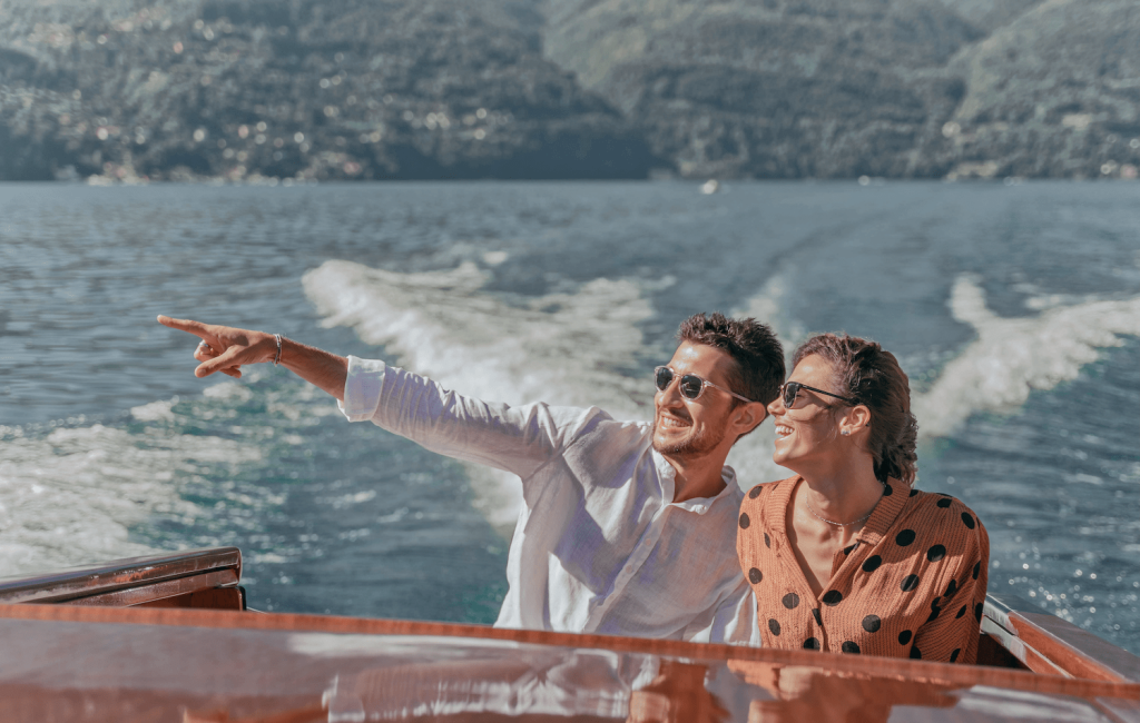 lake como classic boat tour