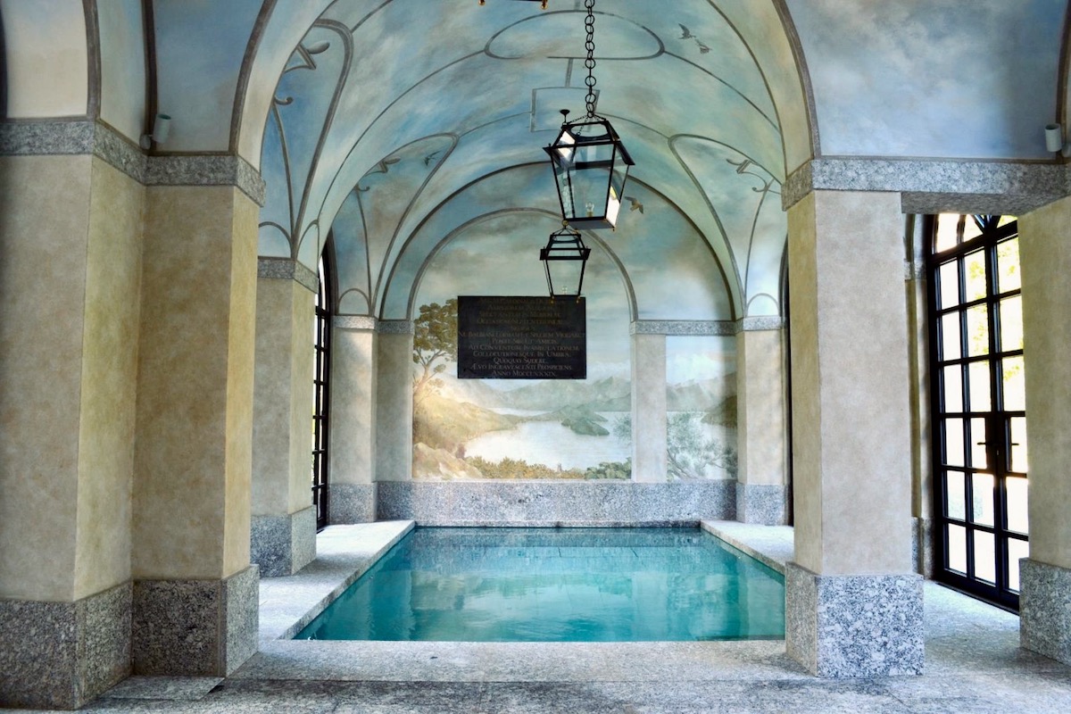 Villa Balbiano interior pool